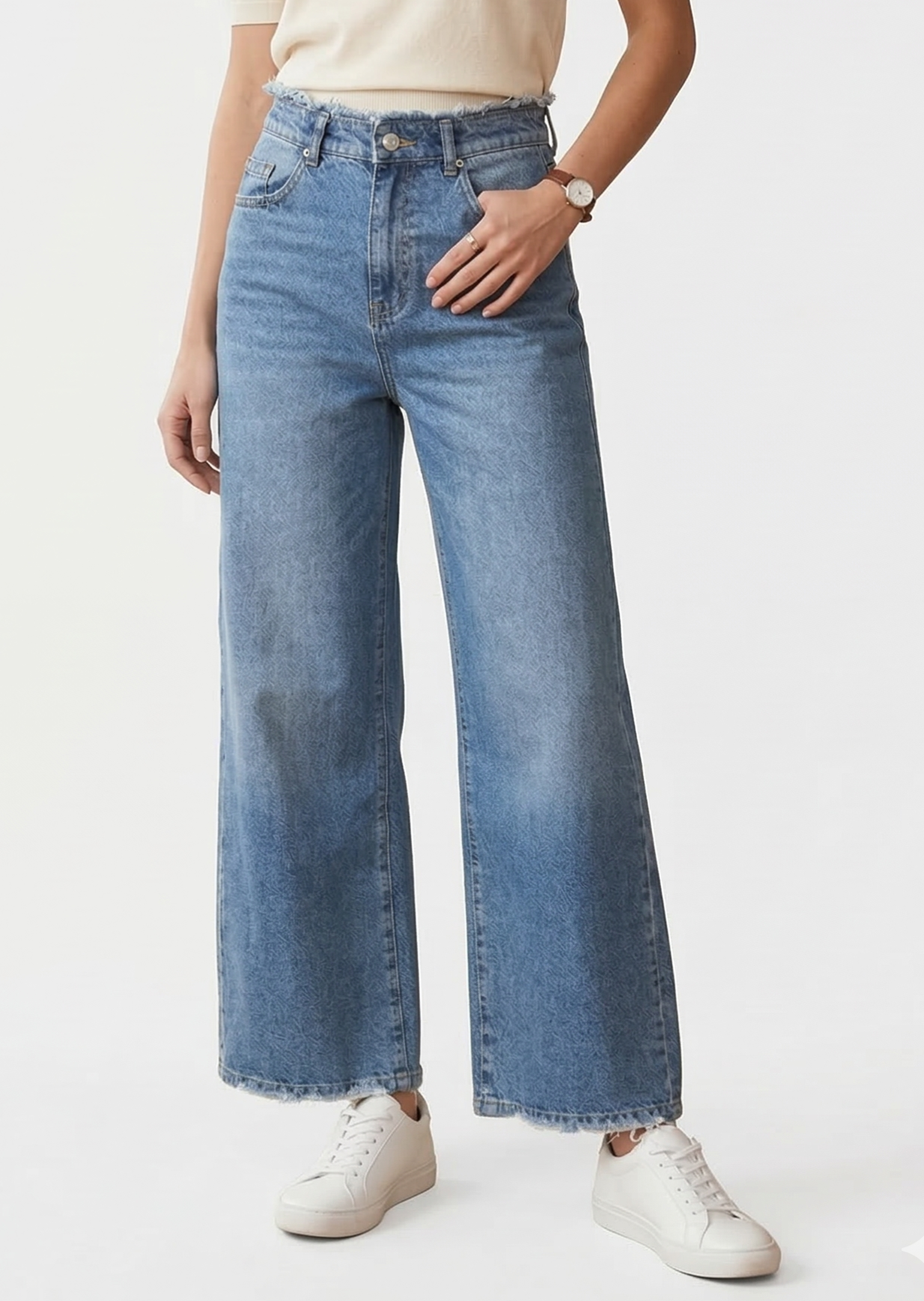 Дамски дънки с висока талия и широк крачол – светлосини