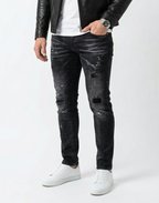 Мъжки черни вталени дънки (slim fit) с накъсвания