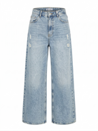 Дамски дънки с широк крачол и накъсани детайли – светлосини