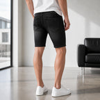 Черни мъжки къси дънки с накъсани детайли - Shortjeans8 lifestyle back