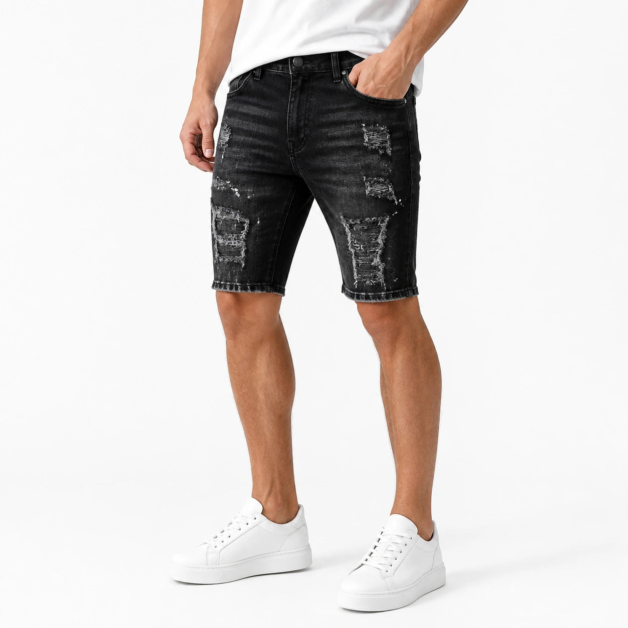 Черни мъжки къси дънки с накъсани детайли - Shortjeans8 studio front