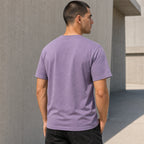 Лилава мъжка тениска с контрастен принт - T Shirt22 lifestyle back